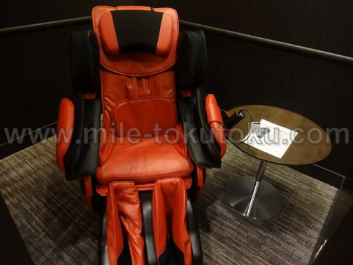 関西空港・国際線JALサクララウンジ マッサージチェア