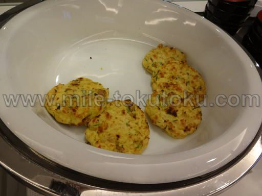 関空・国際線JALサクララウンジ お好み焼き