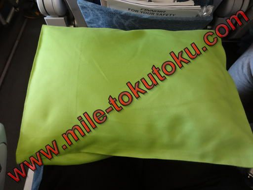 フィンランド航空 A330 エコノミークラス 枕