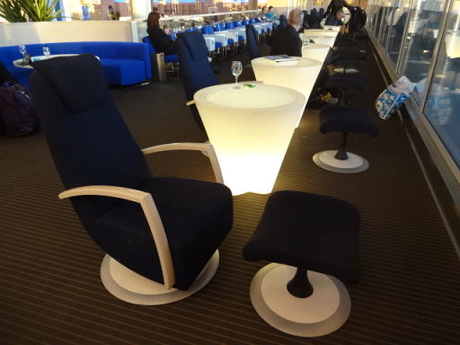 フィンランド航空ラウンジ 仮眠用ソファ