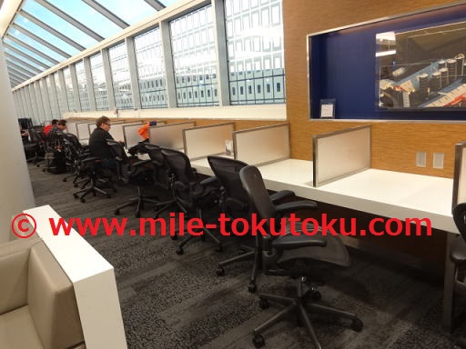 ミネアポリス空港 デルタ航空ラウンジ ビジネスコーナー