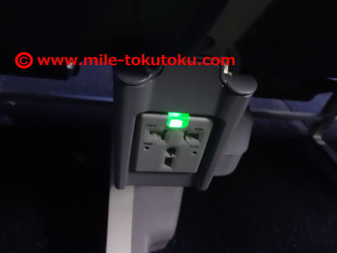 �f���^�q�� �A�����J������ �R���Z���g�̓d��