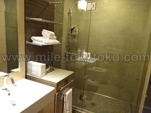 ロサンゼルス デルタ航空ラウンジ シャワールーム