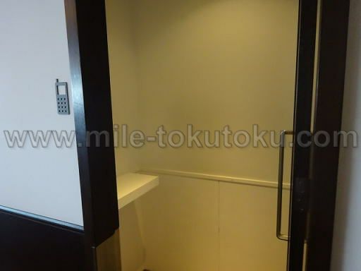 羽田JALダイヤモンドプレミアラウンジ 通話ブース