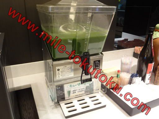 羽田空港 国内線 ANAラウンジ 青汁