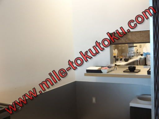 ���c/�H�c ANA���E���W�̐H�� �k�[�h���o�[�̗l�q