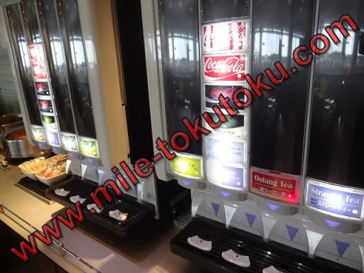 ���c/�H�c ANA���E���W�̐H�� �h�����N�o�[