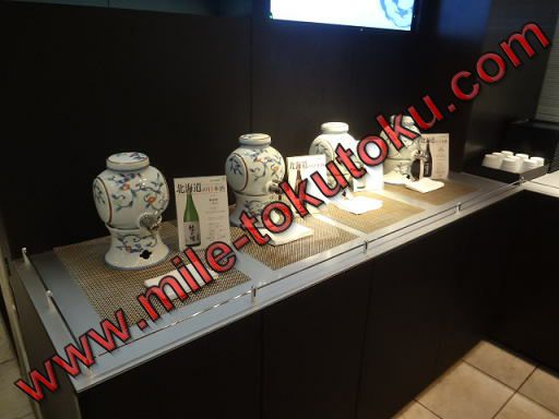 ���c/�H�c ANA���E���W�̐H�� ���{���R�[�i�[