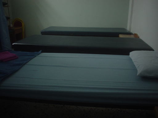 �o���R�N�̃J�N�m�E�F�[�g�E�}�b�T�[�W�ɂ���x�b�h