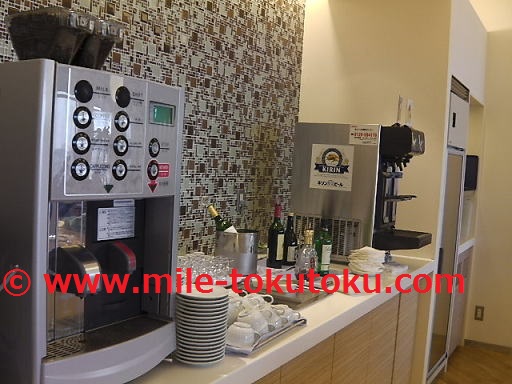 成田空港 大韓航空ラウンジ コーヒー
