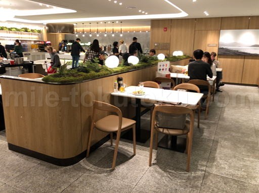 ソウル仁川 第1 PriorityPass SKY HUBラウンジ テーブル席