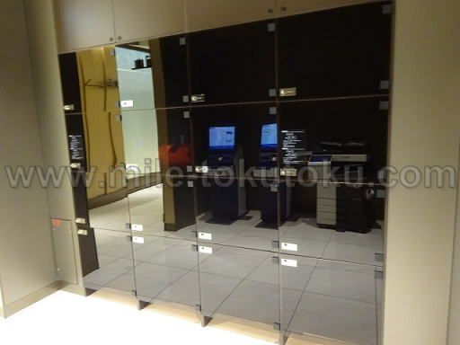 那覇空港 ANAラウンジ ロッカー