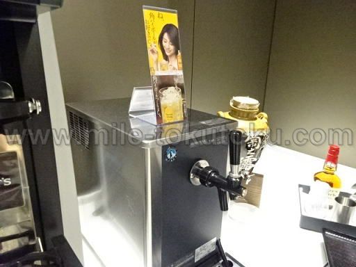 那覇空港 ANAラウンジ ハイボール