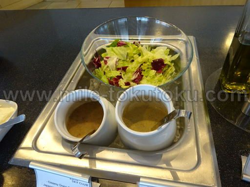 成田空港 デルタ航空ラウンジ サラダバー