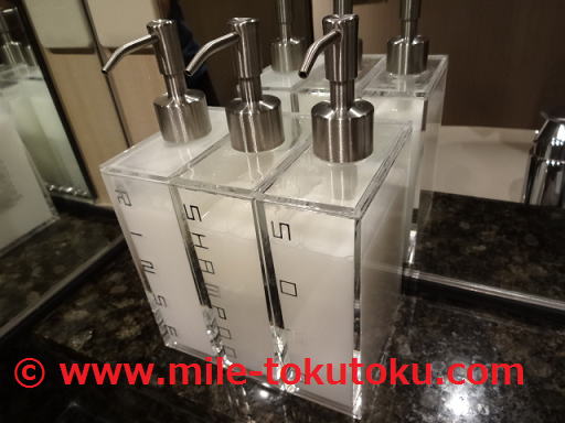 成田空港 デルタ航空ラウンジ シャワールームのアメニティ