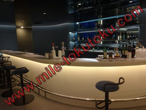 ソウル仁川空港 大韓航空ラウンジ バーカウンター