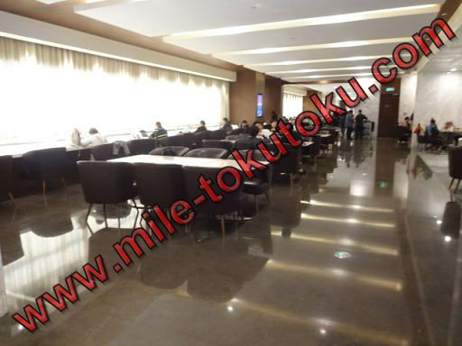 上海/浦東空港 中国東方航空ラウンジ ダイニングエリア