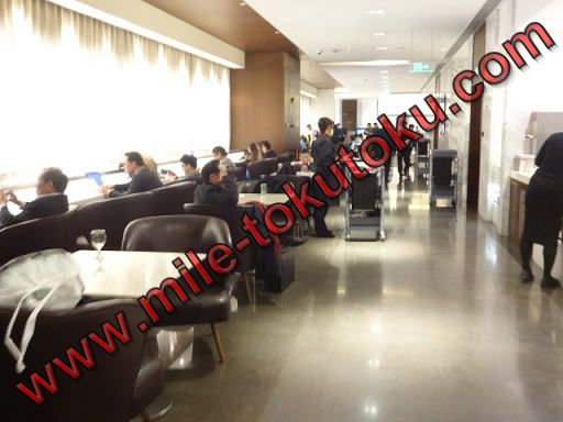 上海/浦東空港 中国東方航空ラウンジ ダイニングエリア