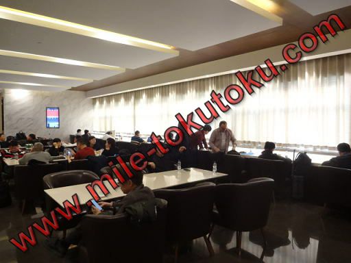 上海/浦東空港 中国東方航空ラウンジ ダイニングエリア