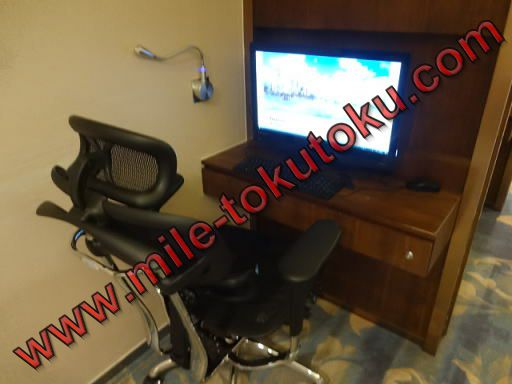 上海/浦東空港 中国東方航空ラウンジ パソコンデスク