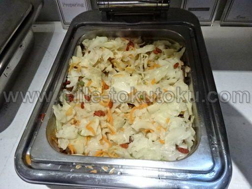 台北/桃園空港 チャイナエアラインラウンジ 野菜炒め