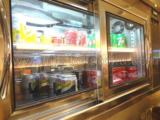 台北/桃園空港 チャイナエアラインラウンジ ソフトドリンク