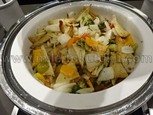 金浦空港 大韓航空ラウンジ 野菜炒め