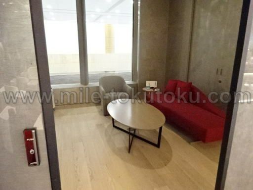 金浦空港 大韓航空ラウンジ 個室の中