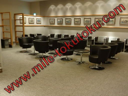 成田空港 アメリカン航空ラウンジ 全体